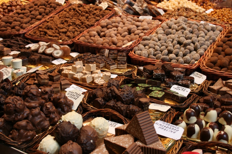 boutique-LA SEYNE SUR MER-min_chocolates_chocolate_nibble_sweetness_fine_chocolates_gourmet_candy_brand-752083